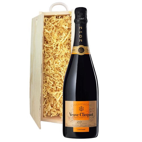 Veuve Clicquot Vintage 2015 Champagne 75cl In Wooden Sliding Lid Gift Box